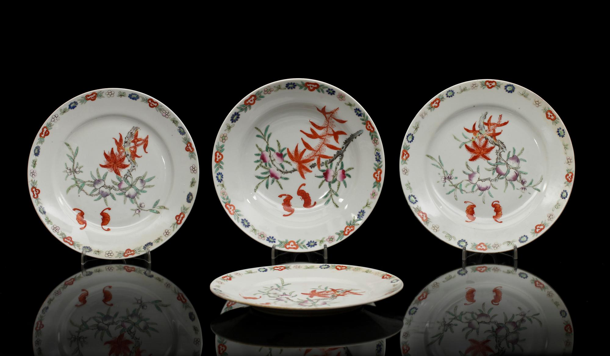 TALLRIKAR, 3 st, samt DJUP TALLRIK, porslin, Kina, Republik, 1900-talets början.