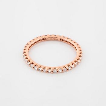 A brilliant cut diamond ring.