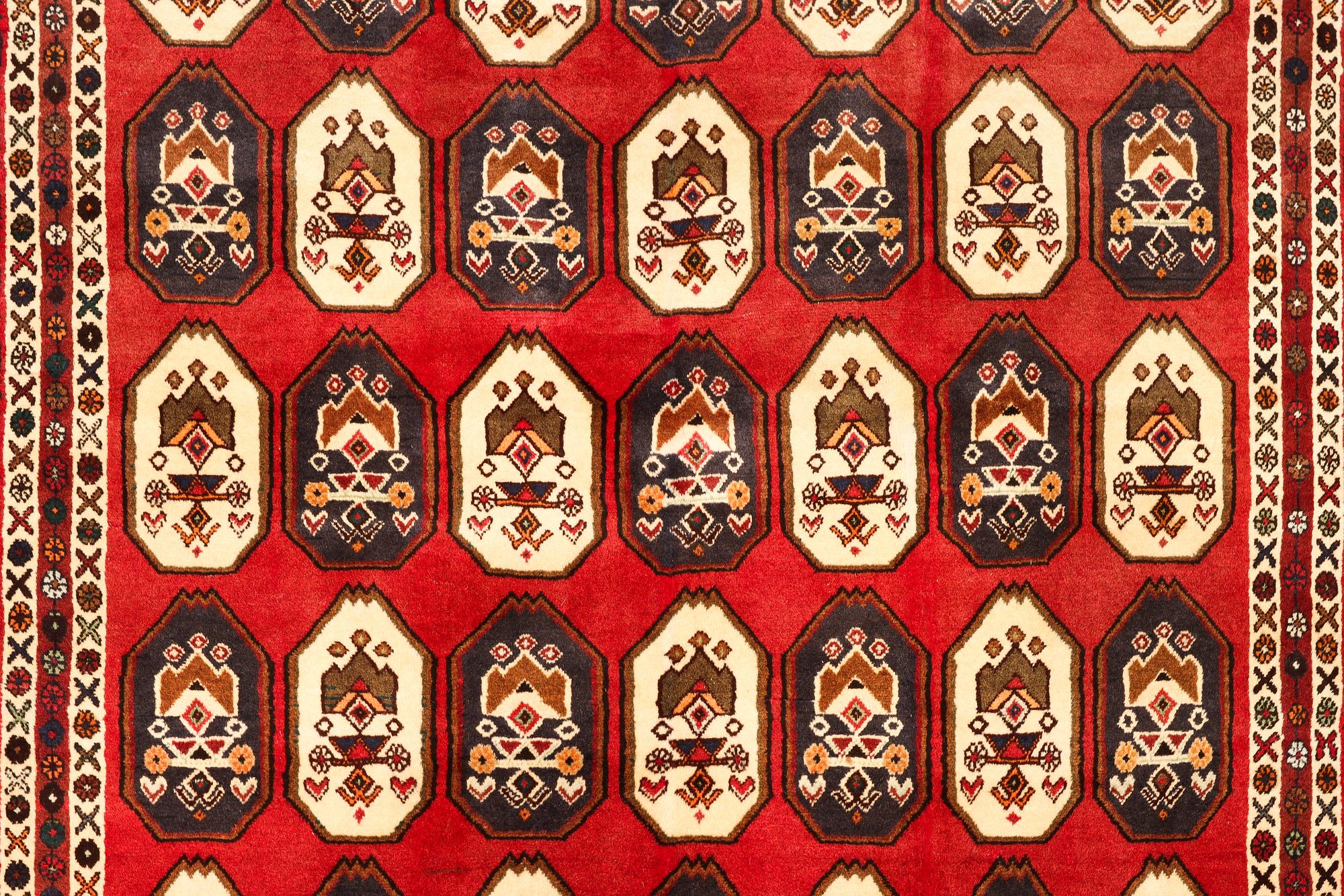An Ardebil carpet, c. 255 x 173 cm.