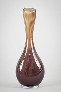 VAS, glas. Vicke Lindstrand, "Colora", modell LC 2, Kosta 1950-tal.
