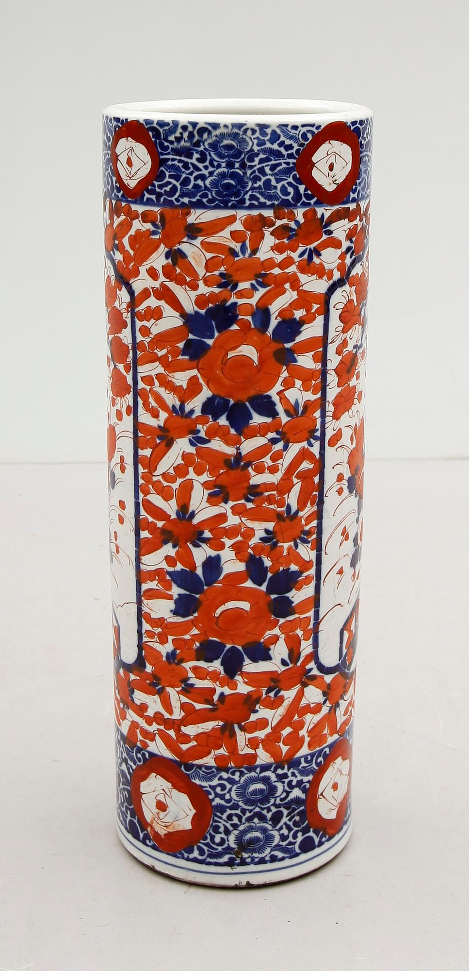 PARAPLYSTÄLL, porslin, Imari, Japan, 1800-tal.