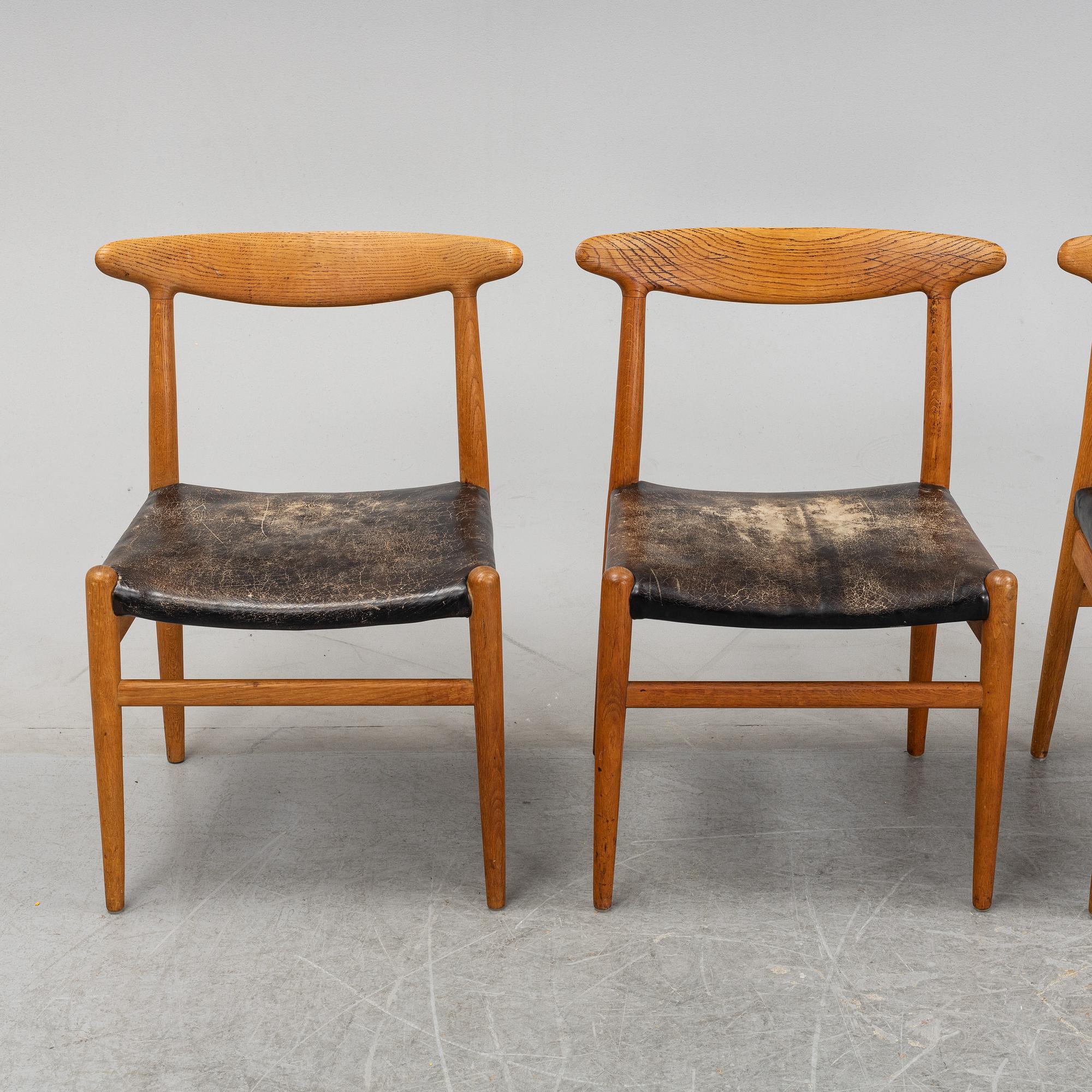 Hans J Wegner, stolar, 4 st, modell W2, CM Madsens fabriker, Haarby, Danmark.