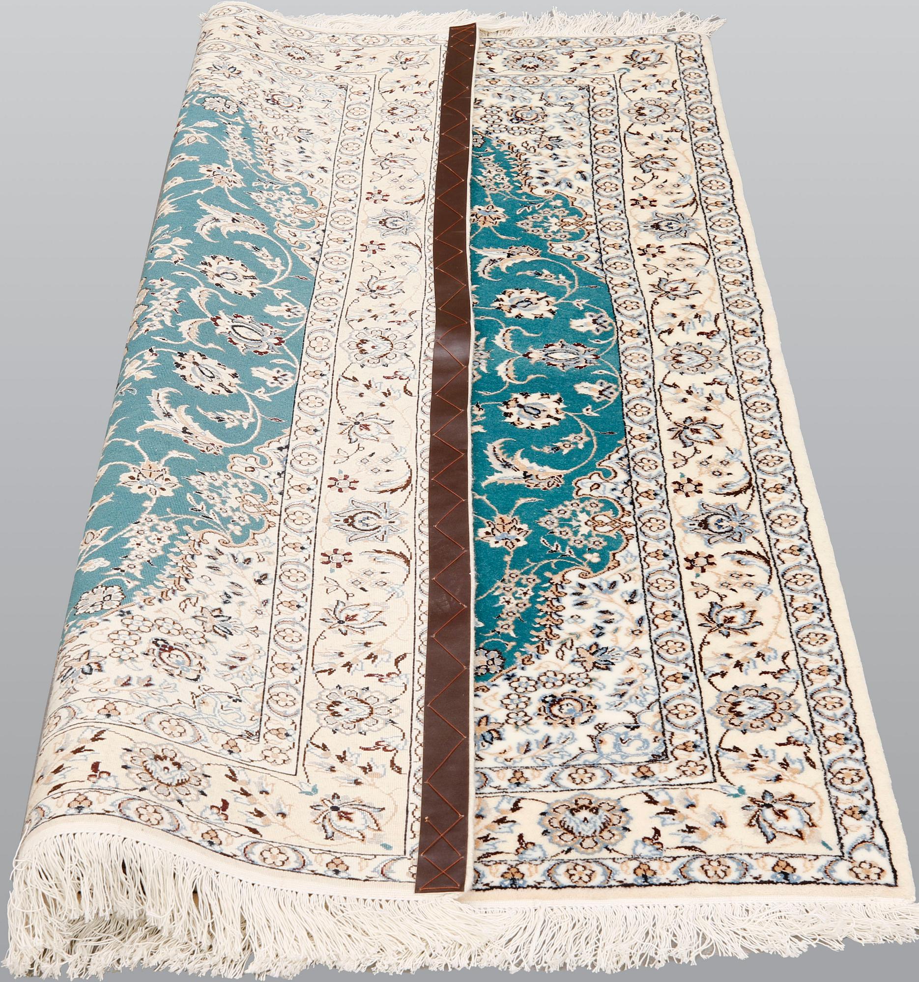 A Nain rug, part silk, so-called 6LAA, approx. 164 x 110 cm.