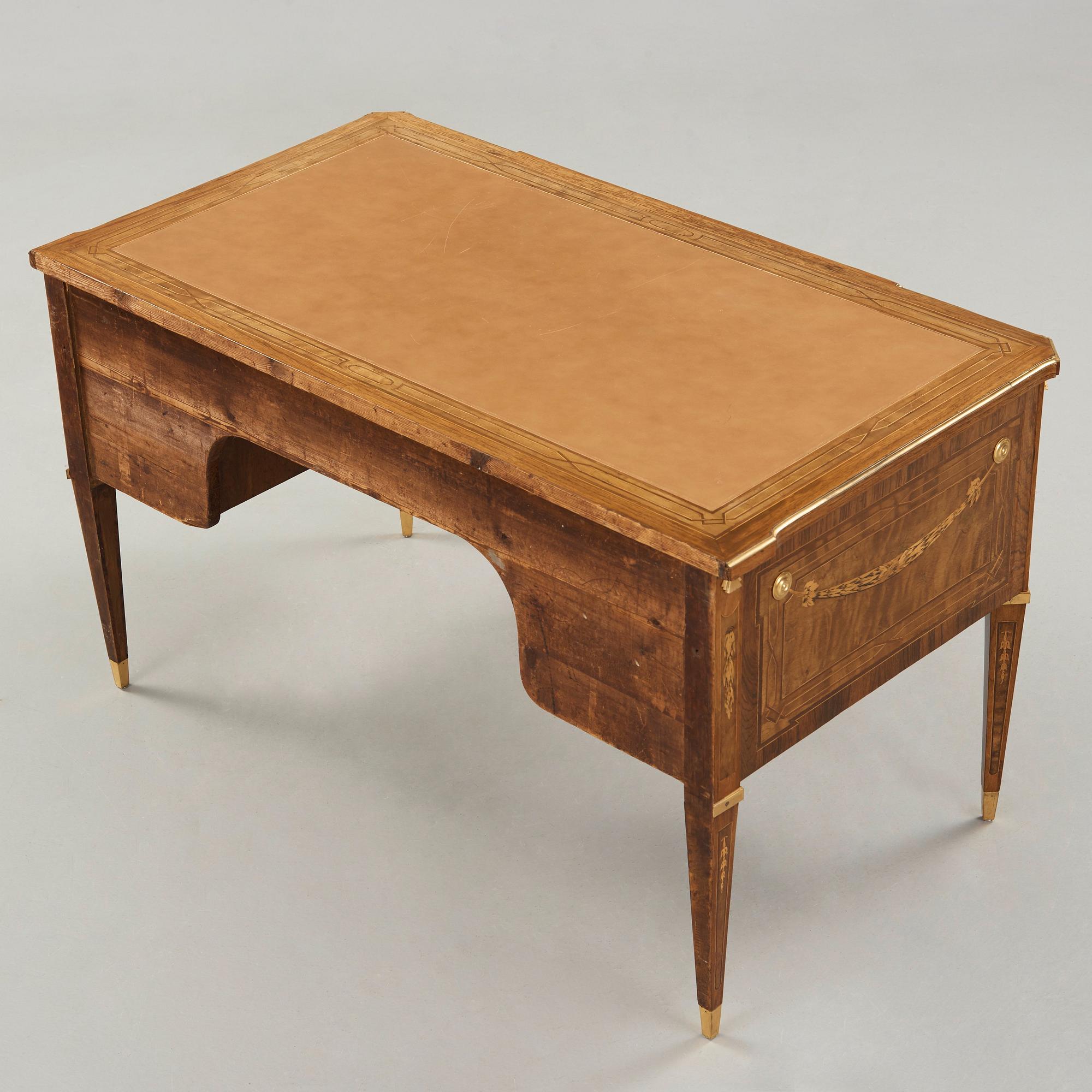 SKRIVBORD, av Georg Haupt (mästare i Stockholm 1770-1784), ej signerat. Gustavianskt.
