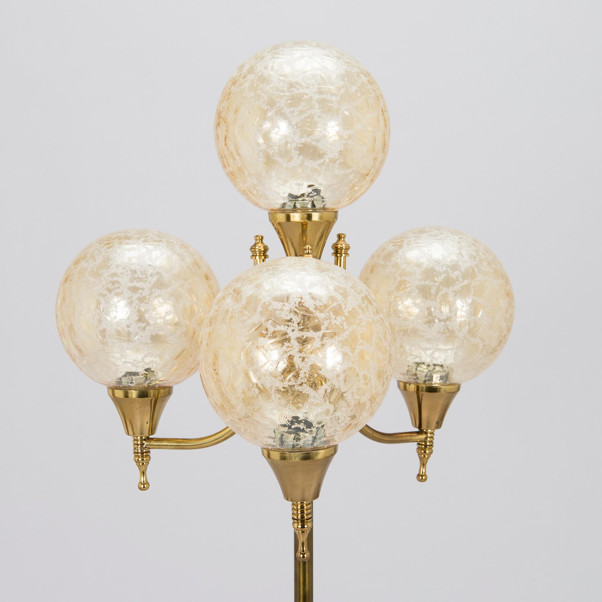 A 1960s/70s floor light.