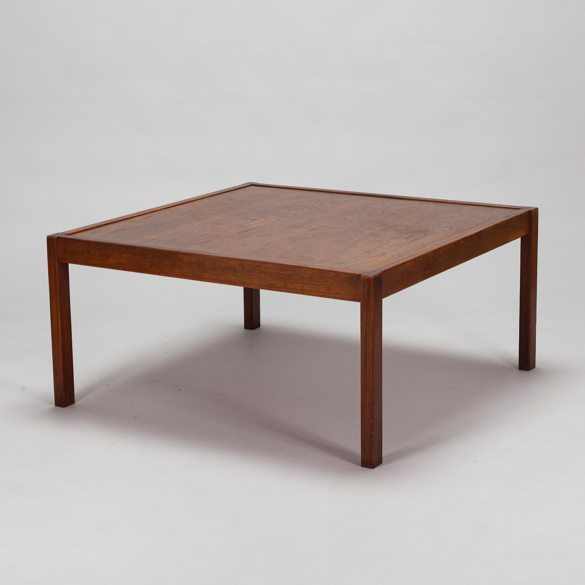 Jussi Peippo, A 1960s "Senator 3433" table for Asko.