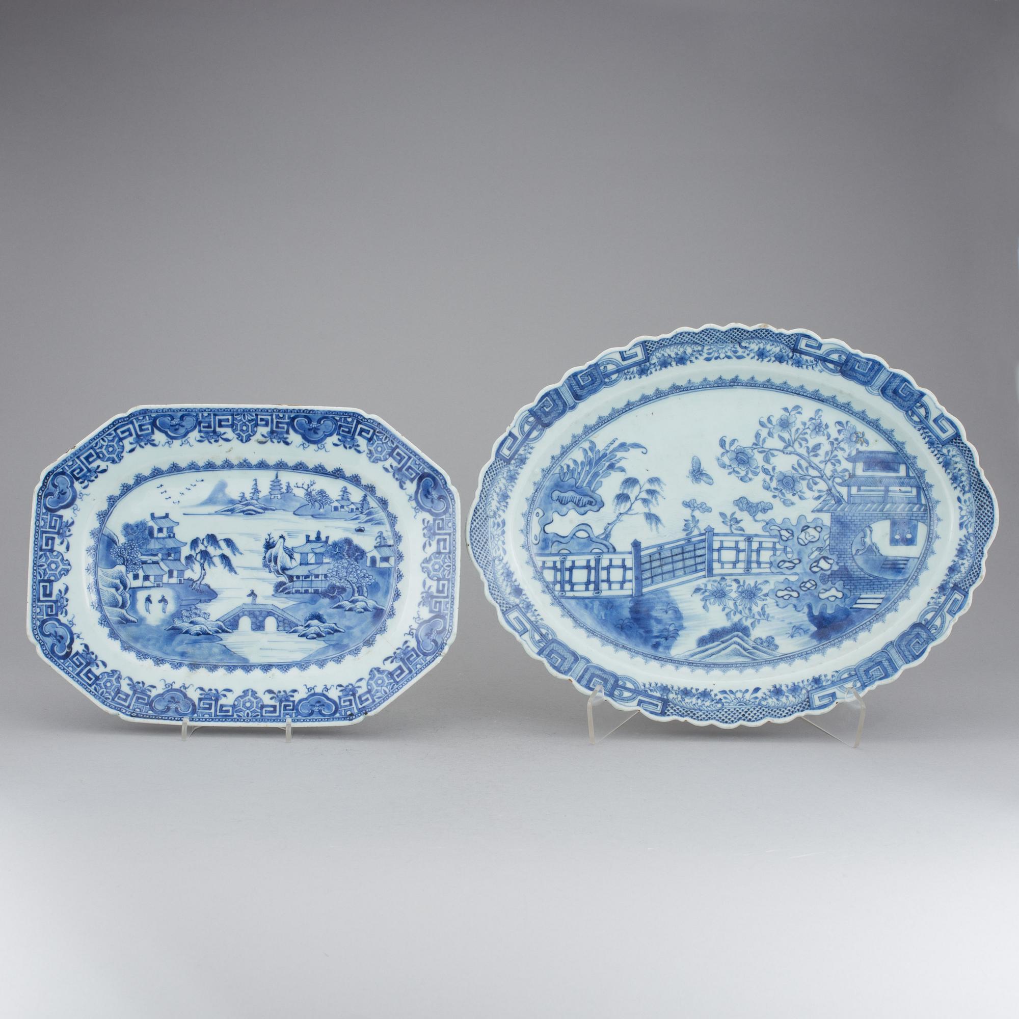 STEKFAT, 2 st, porslin, Kina, 1700-tal.