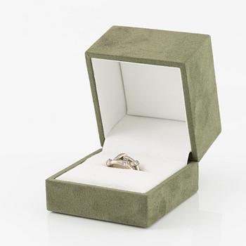 Ring 18K white gold set with round brilliant-cut diamonds, Engelbert.