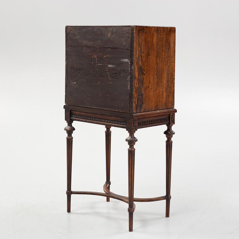 A Gustavian Style Cabinet, early 20th Century.