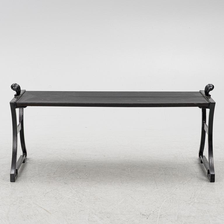 Folke Bensow, a "Sneckan" bench, Byarums Bruk, 21st century.