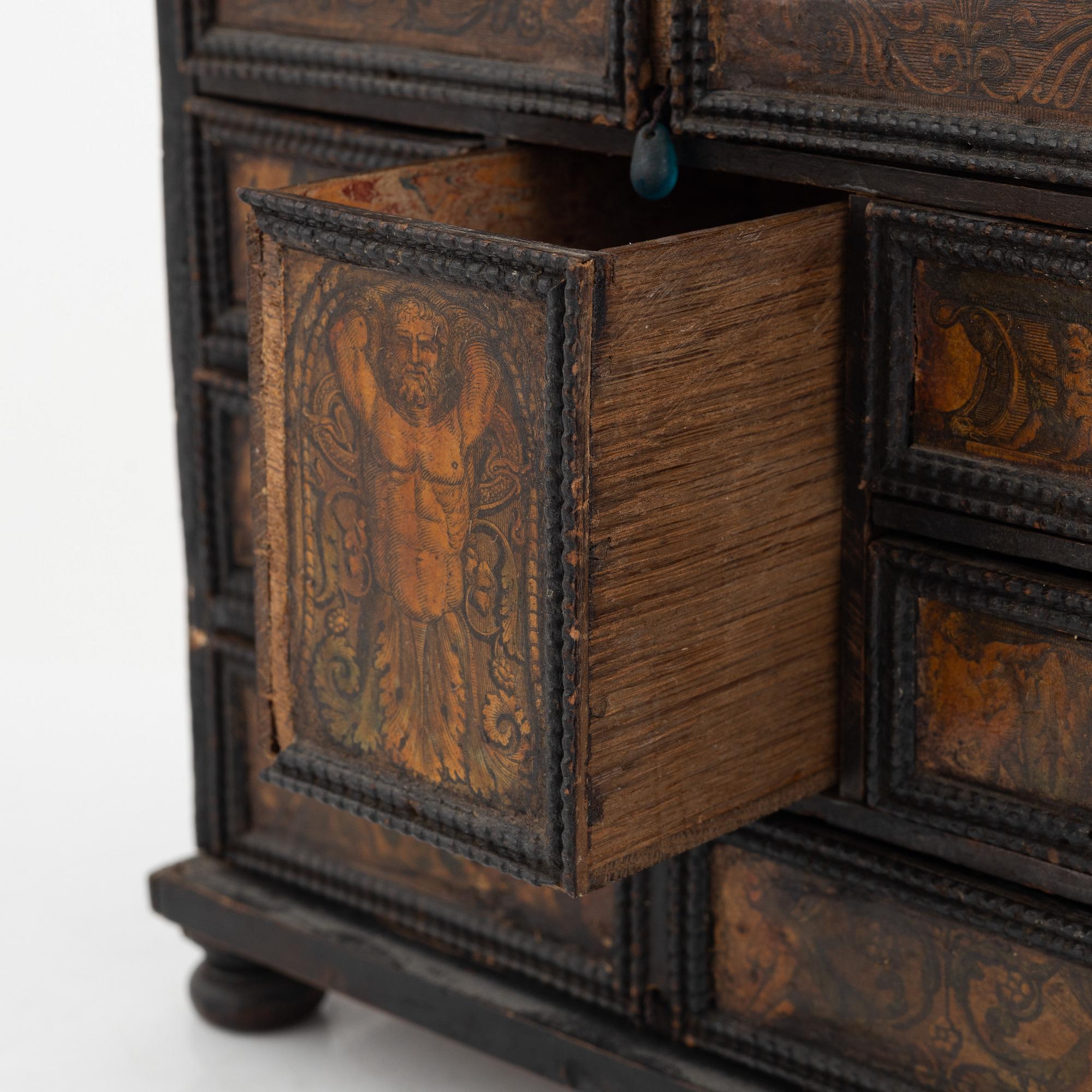 Miniatyrkabinettskåp, Sydtyskland, omkring år 1700, Barock.