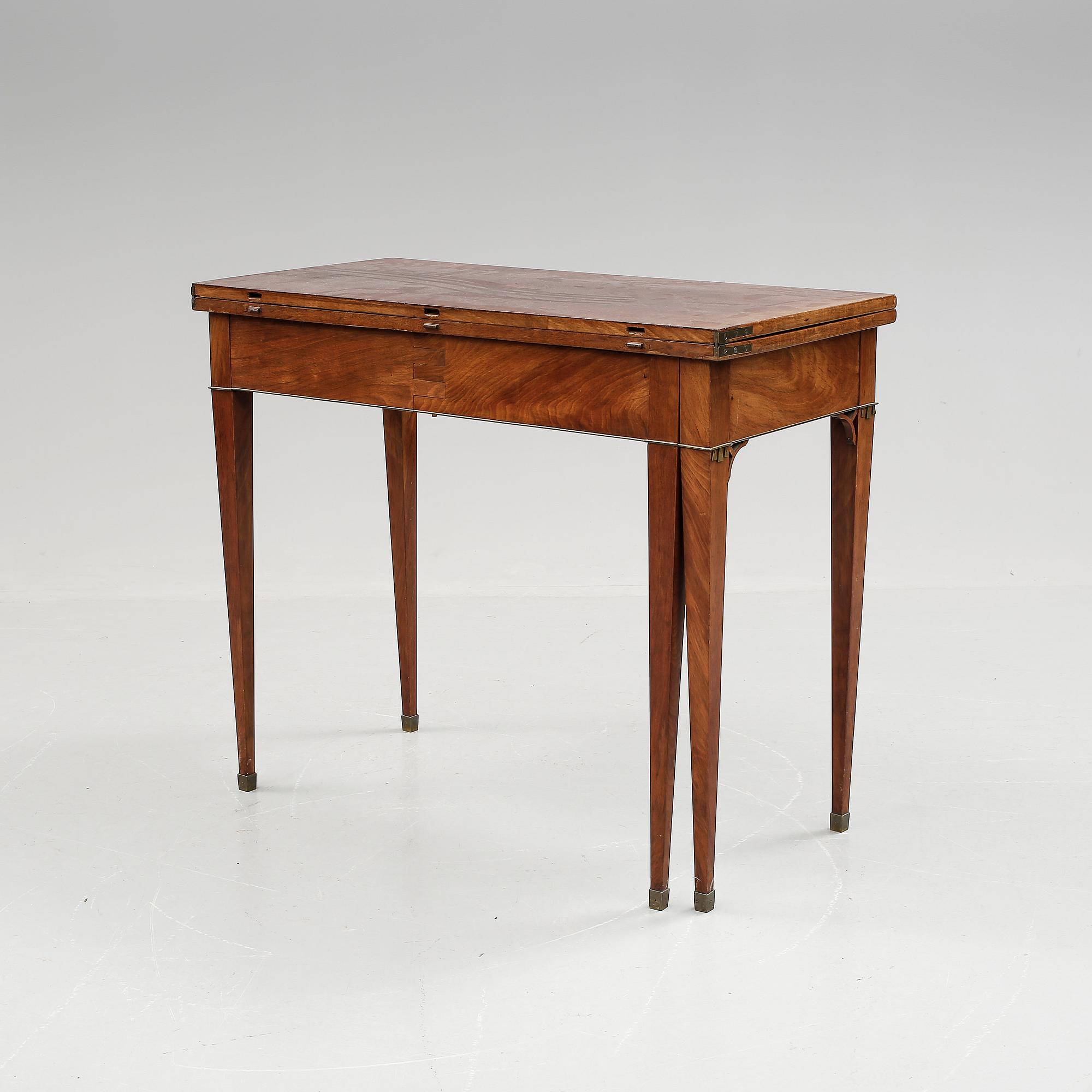 SPELBORD, sengustavianskt, tidigt 1800-tal.