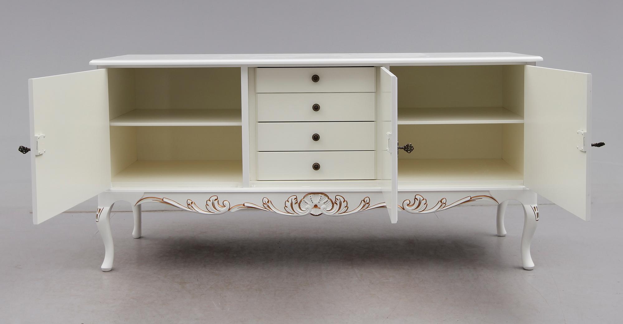 SIDEBOARD, rokokostil, Laitala, Finland, 1900-talets andra hälft.