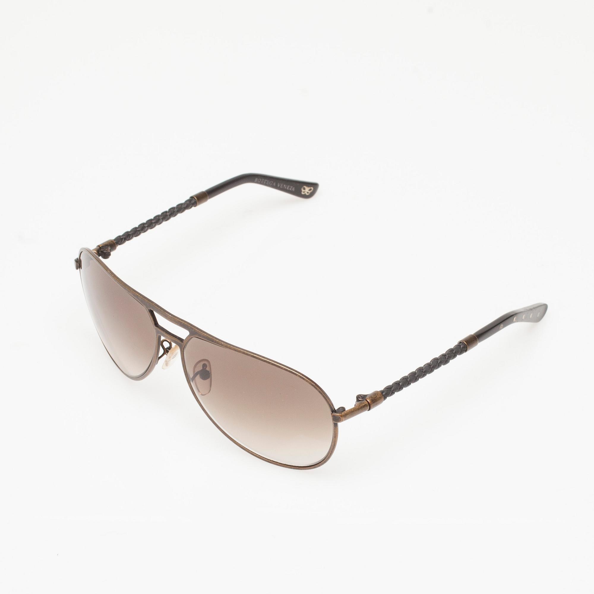 SOLGLASÖGON, Bottega Veneta.