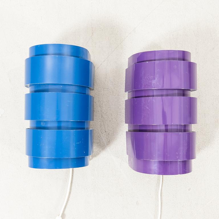 A set of two lacquered metal wall lamps by Hans-Agne Jakobsson from the second half of the 20th century.