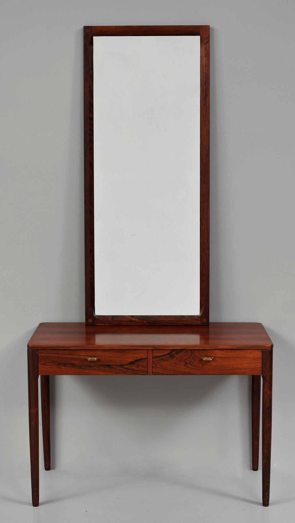 HALLMÖBEL, 2 delar, Aksel Kjerstaard, 1900-talets andra hälft.