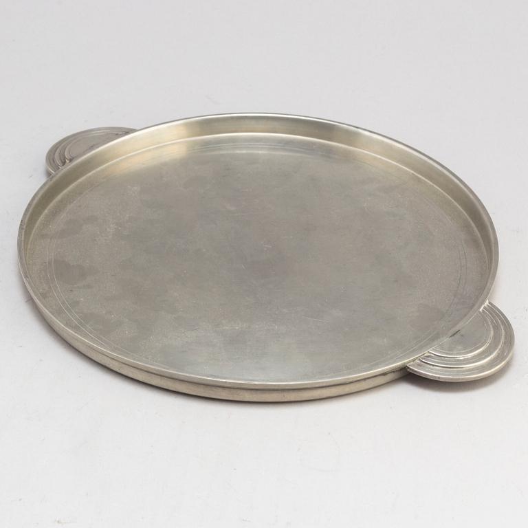 A pewter tray from Astrid Aagesen, Helsingborg 1928.