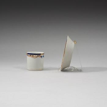 An Export 'sample pattern' cup with saucer, Qing dynasty, Qianlong (1736-95).