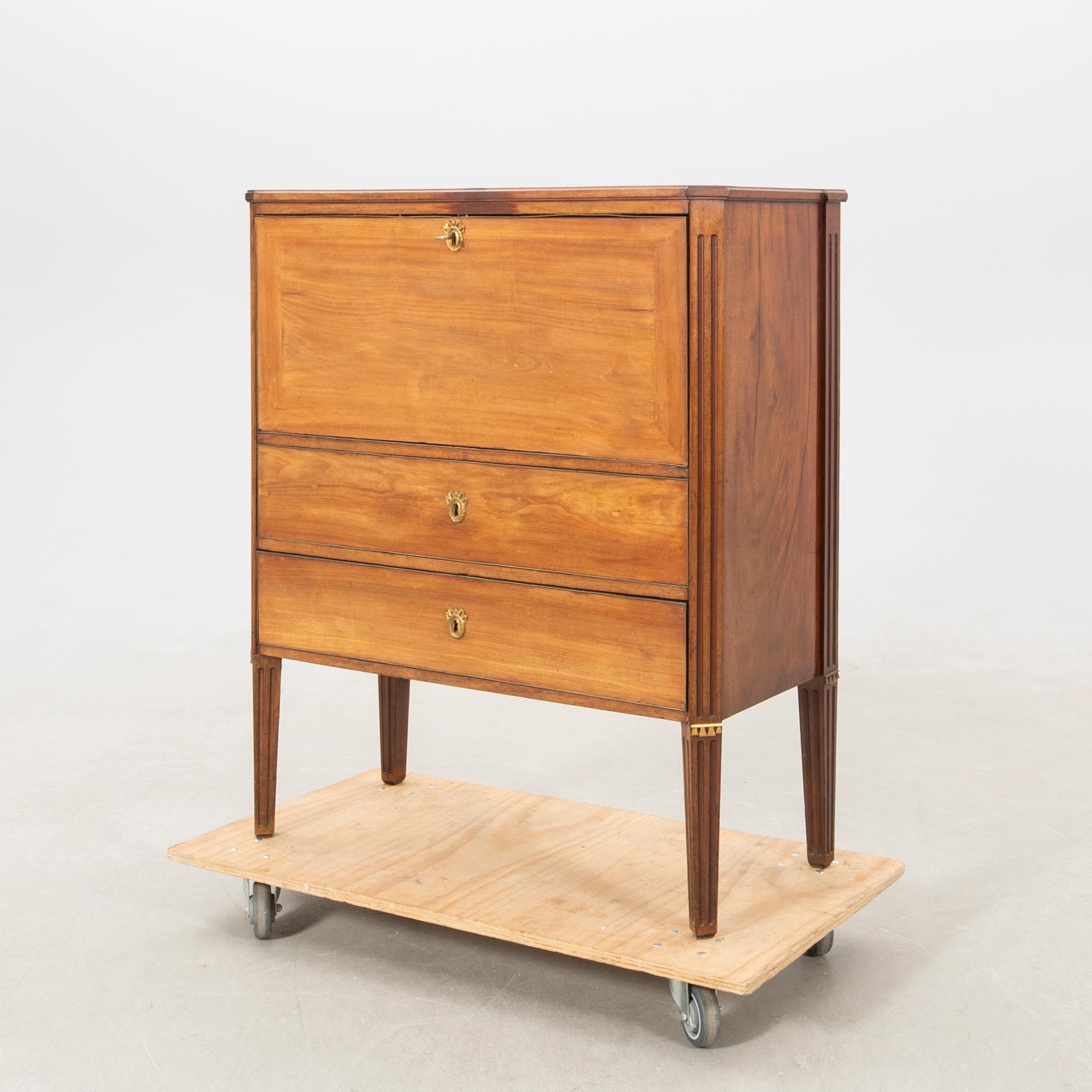 Secretary, Sengustavian, first half of the 19th century.