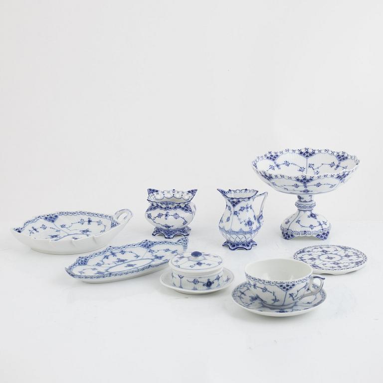 Royal Copenhagen, a 14-piece porcelain tea service, 'Musselmalet', Denmark.
