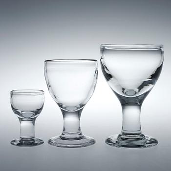 Signe Persson-Melin · GLASSERVIS, 18 delar, "Ruben", Signe Persson Melin, Boda glasbruk, formgiven 1967.