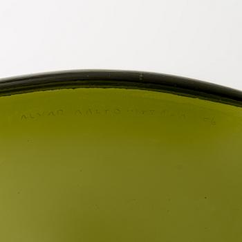 Alvar Aalto, lautanen, malli 3900-37, signeerattu Alvar Aalto Iittala -56.