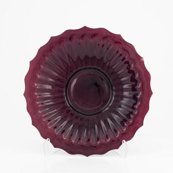 A lotus shaped purple Peking glass dish, presumably around 1900.