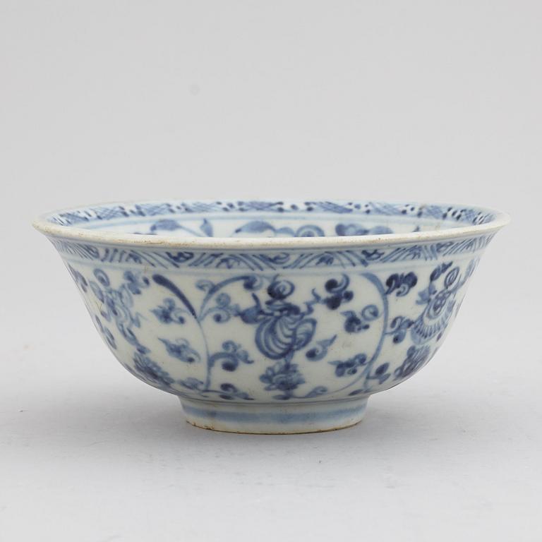 A blue and white bowl, Ming dynasty (1368-1644).