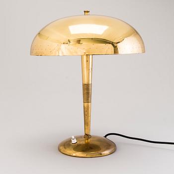 A mid-20th century table lamp for Itsu, Finland.