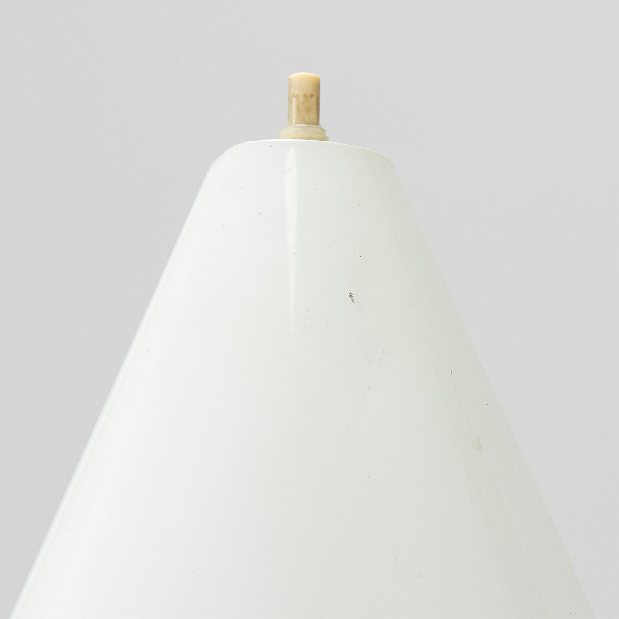 Paavo Tynell, golvlampa, modell K10-10, Idman, 1900-talets mitt.