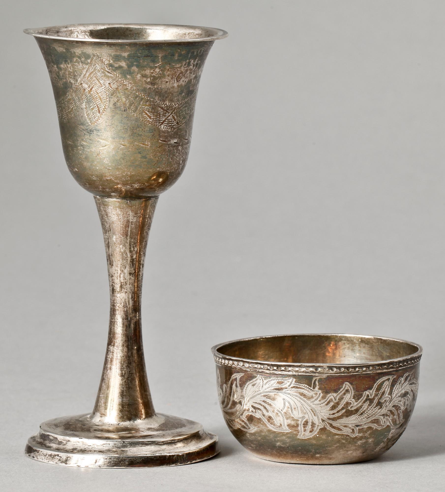 TUMLARE OCH KALK, silver, kalken av Olof Hagrelius, Mariefred 1809, vikt tot 65g.