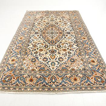 Carpet, Keshan, approx. 312 x 195 cm.