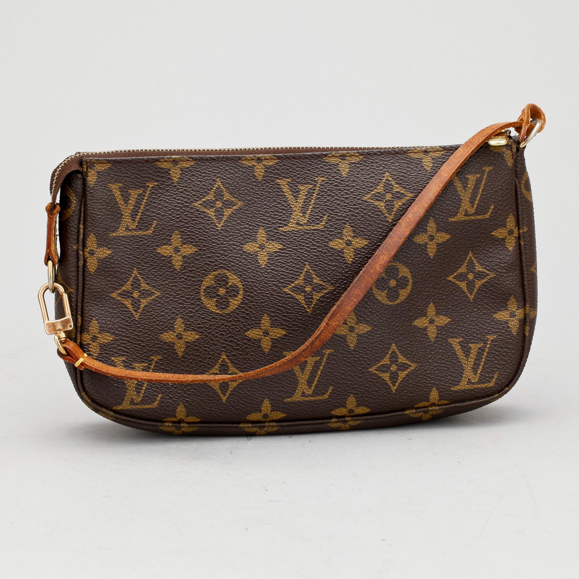 VÄSKA, Louis Vuitton, "Pochette Accessoires".