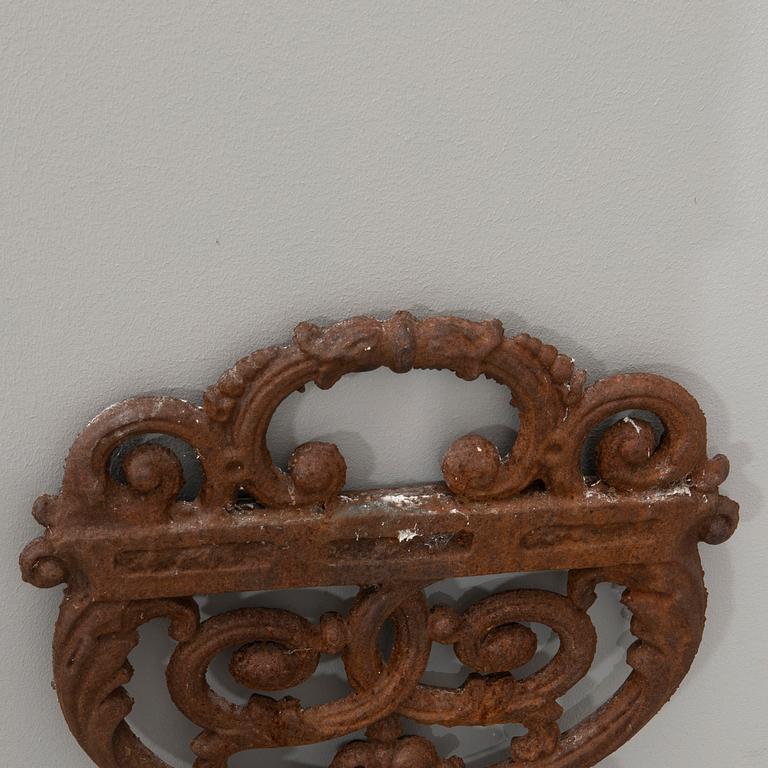 Trädgårdsbänkgavlar ett par 1900-tal.