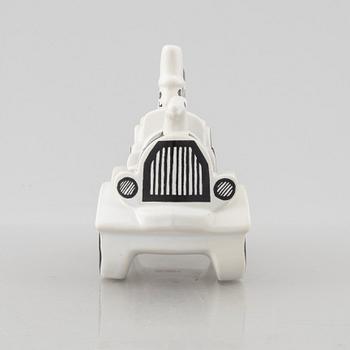 Lisa Larson, figurin, "Bil", ur serien "Traffic", Gustavsberg 1971-1973.