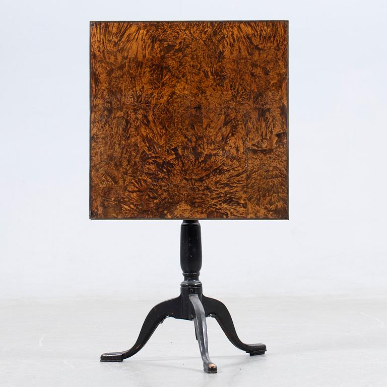 Folding table, alder root, Arboga, 19th century.