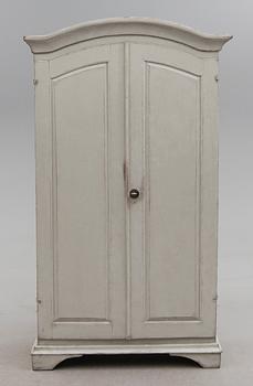 KLÄDSKÅP, 1800-talets första hälft.