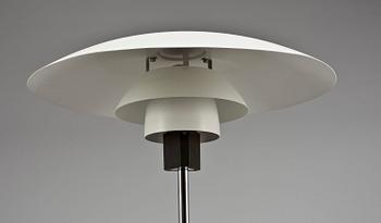BORDSLAMPA, PH 4/3, Poul Henningsen för Louis Poulsen, Danmark.
