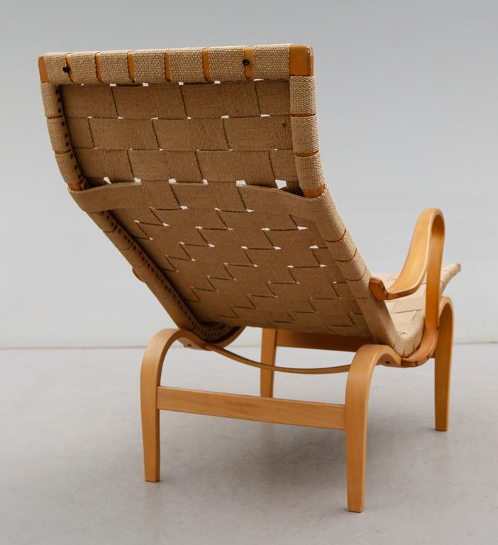 FÅTÖLJ, "Pernilla", Bruno Mathsson, Dux, 1900-talets andra hälft.