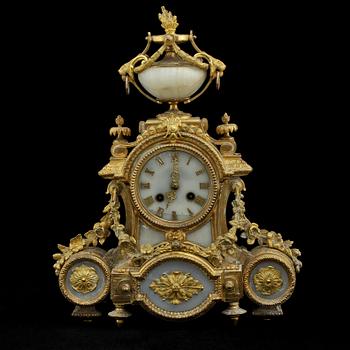 BORDSUR, Louis XVI-stil, 1800-talets andra hälft.