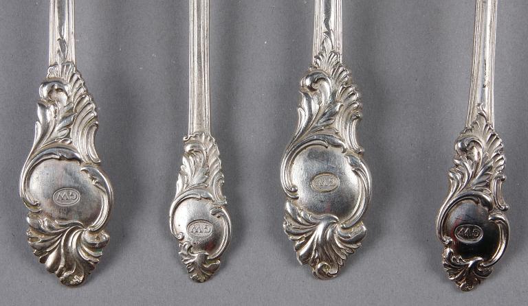 BESTICK, 23 delar, silver, Gustaf Theodor Folcker o Gustaf Möllenborg Stockholm 1847-59. Tot vikt 1425 gram.