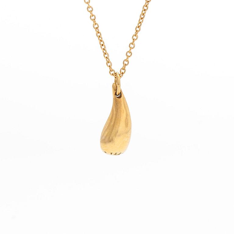 Tiffany & Co, Elsa Peretti, an 18K gold 'Teardrop' necklace.