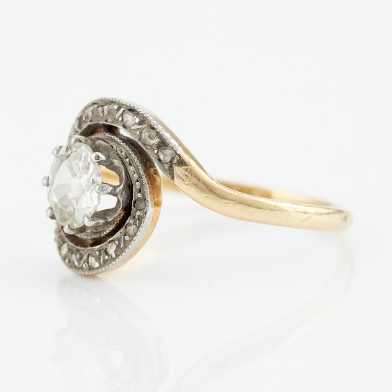 Ring, 18K gold with an old-cut diamond.