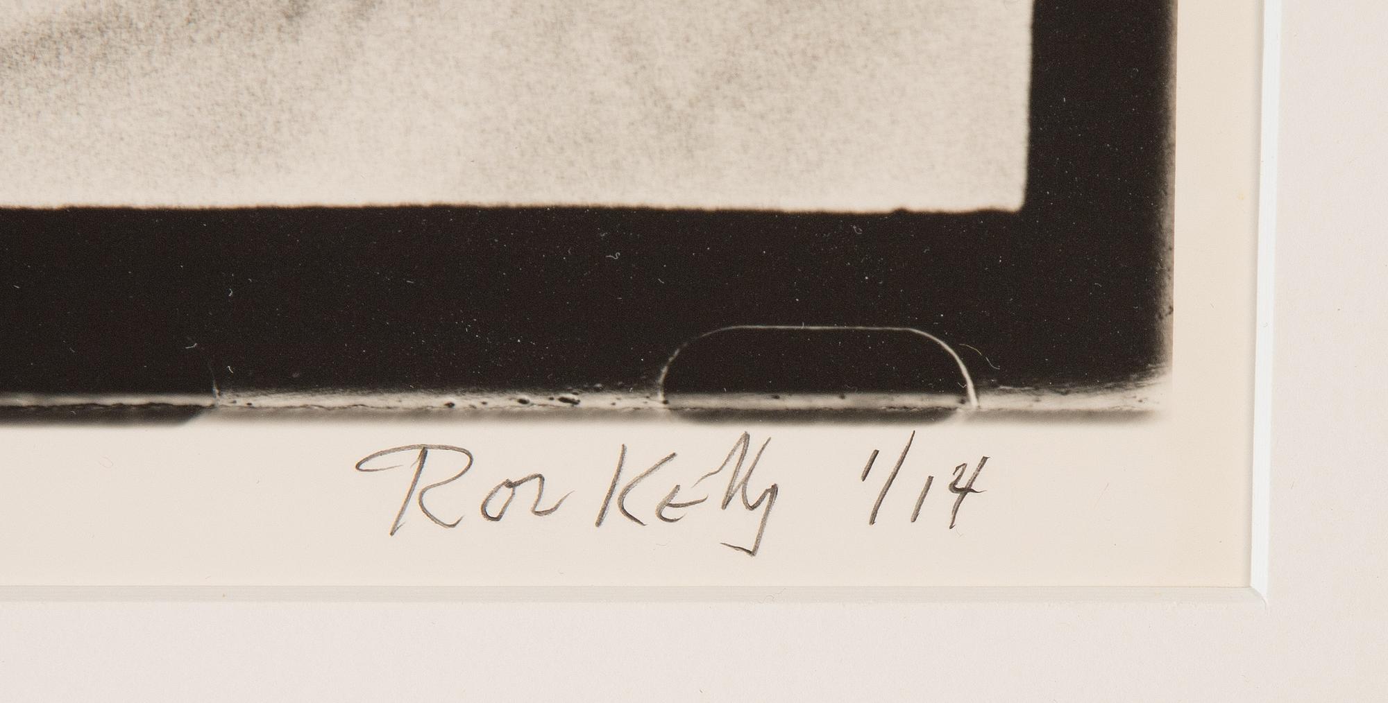 Roz Kelly, fotografi signerad och numrerad 1/14.