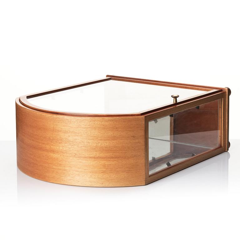 Josef Frank, a 'model 2070' mahogany table showcase cabinet, Svenskt Tenn, Sweden, before 1985.