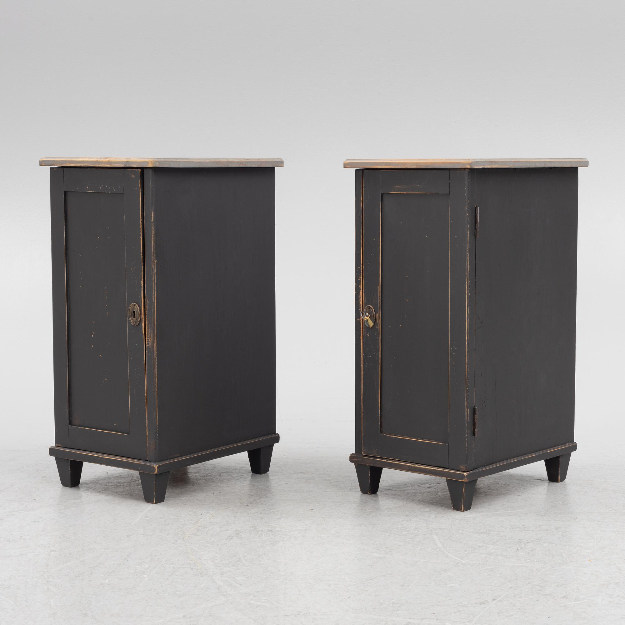 Bedside tables, a pair, first half of the 20th century.