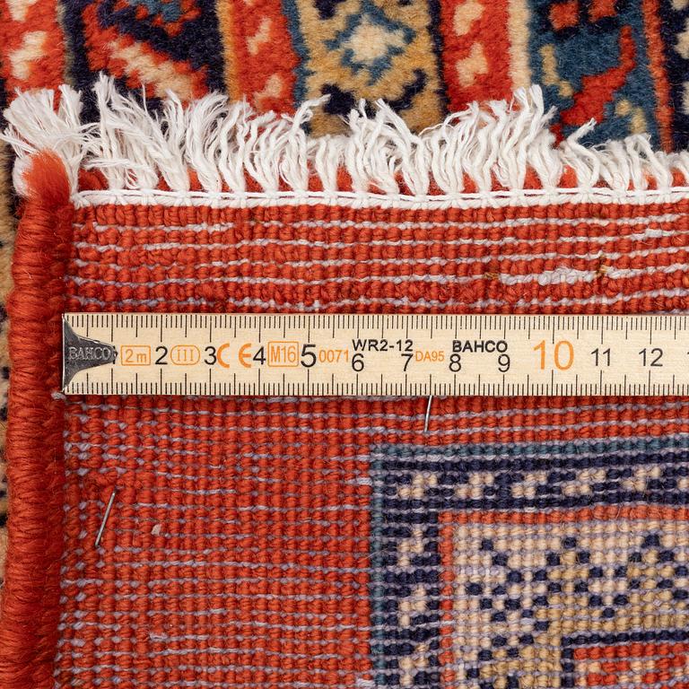 Matta, Serabend, ca 390 x 273 cm.