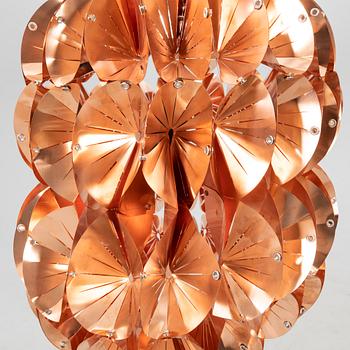 Lisa Hilland, ceiling lamp/table lamp from the Glamrocks 2023 series.
