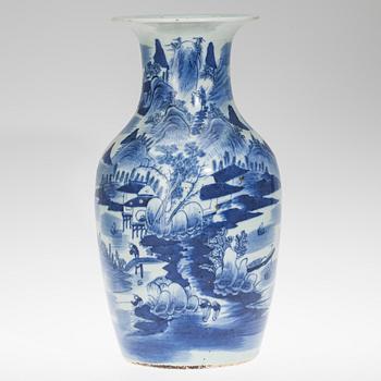 VAS, porslin, Kina 1800-tal.