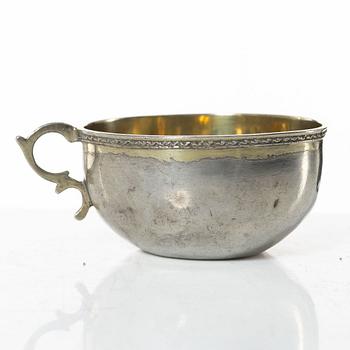 A Swedish parcel-gilt silver cup, mark of Johan Wasserman, Lindesberg, Sweden 1782.